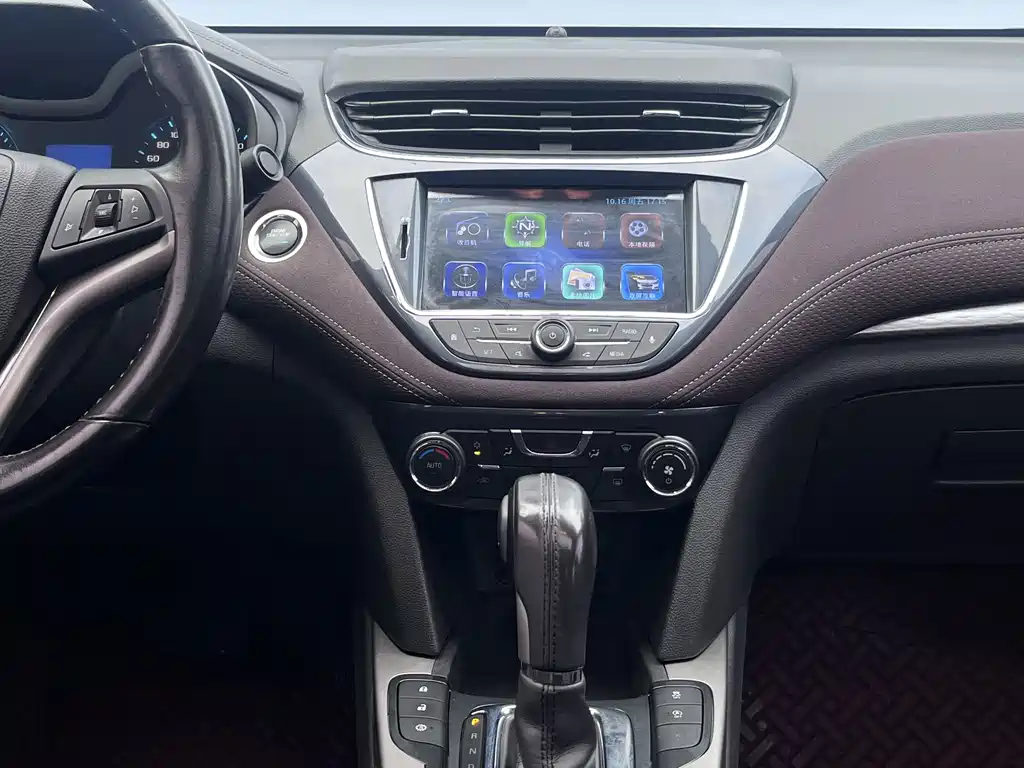 Chevrolet Malibu — миниатюра 23