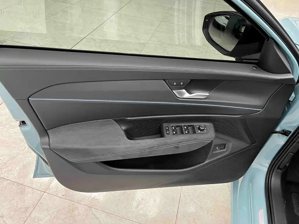 Volkswagen Passat — миниатюра 15
