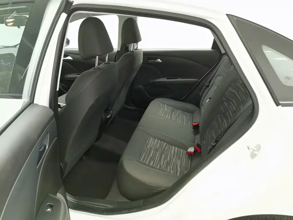 Chevrolet Monza — миниатюра 15