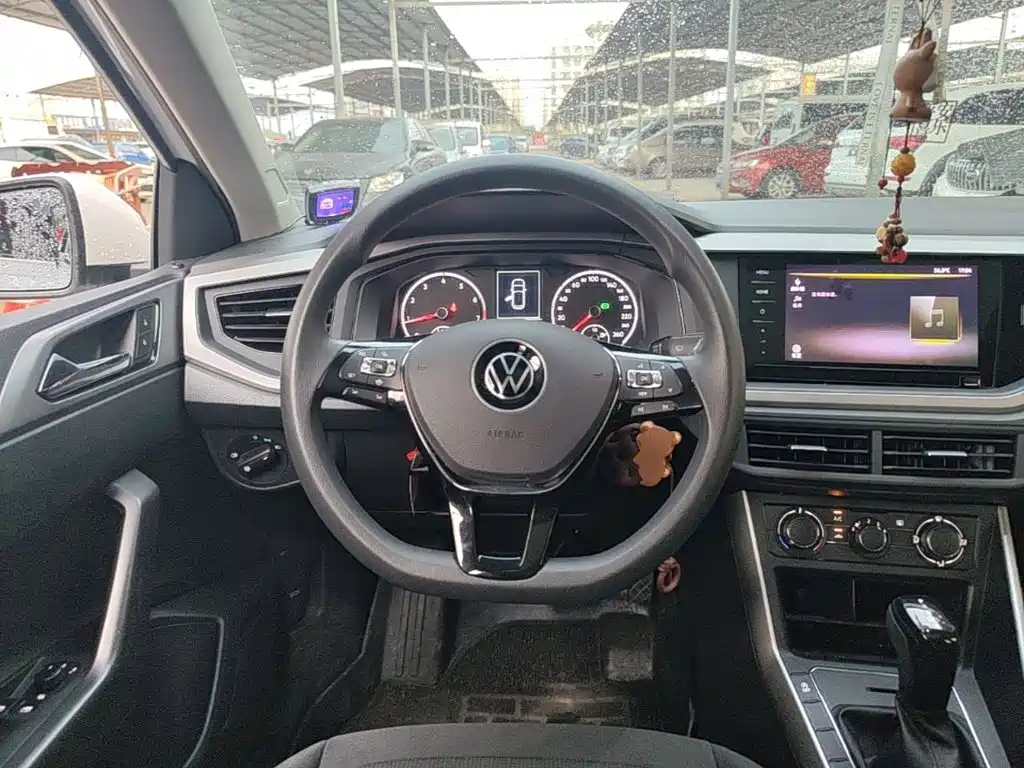 Volkswagen Polo — миниатюра 11