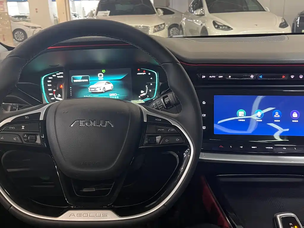 DONGFENG YI HYUN MAX