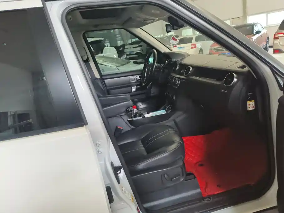 Land Rover Discovery — миниатюра 8
