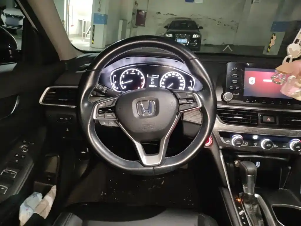 Honda Accord — миниатюра 6