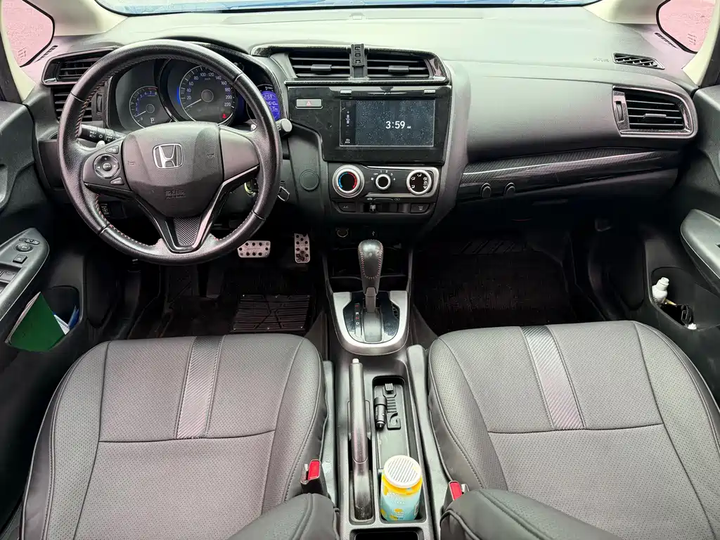 Honda Fit — миниатюра 8