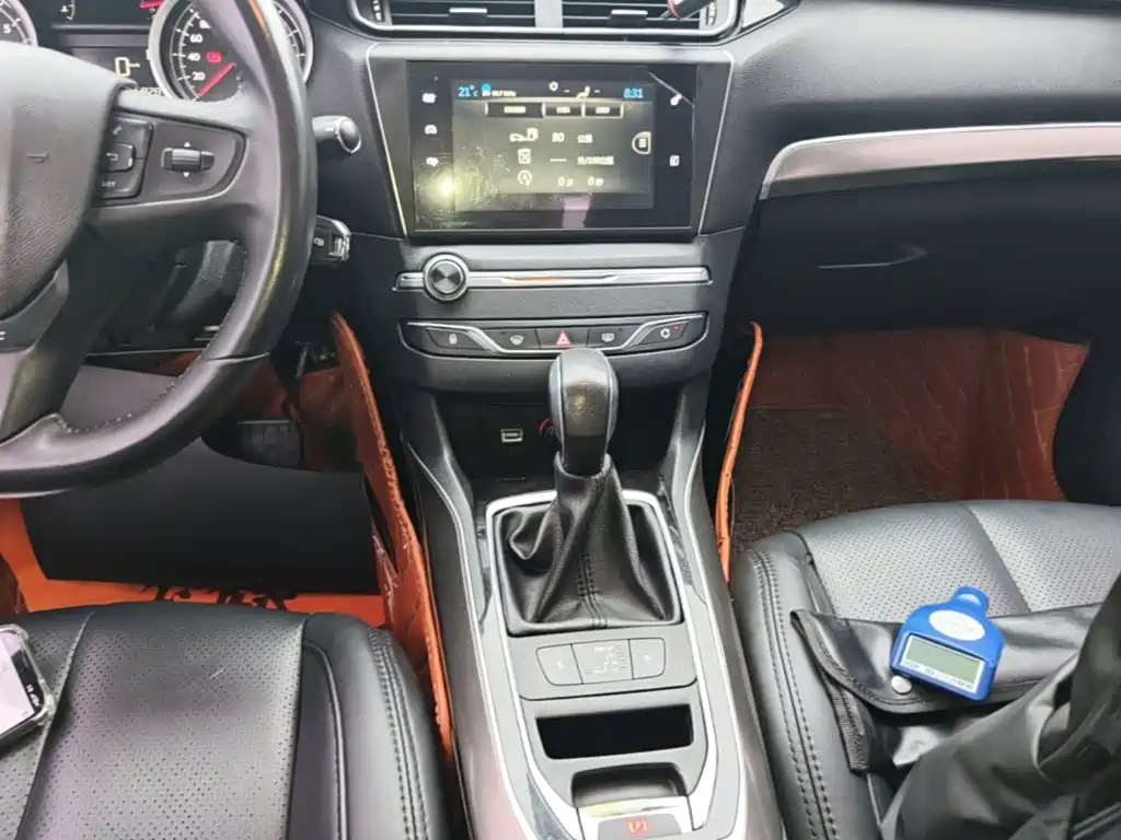 Peugeot 408 — миниатюра 14