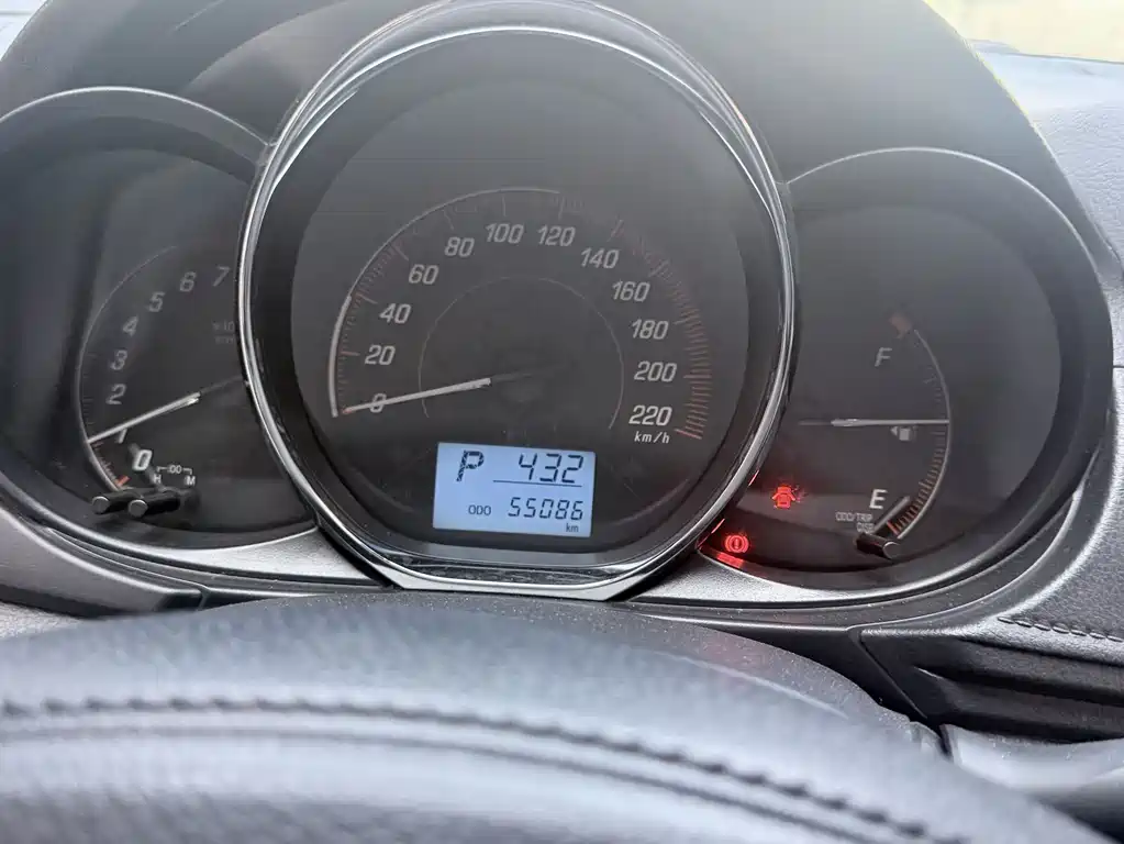 TOYOTA YARIS L ZHIXUAN