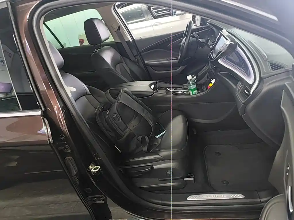 Buick Envision Plus — миниатюра 19
