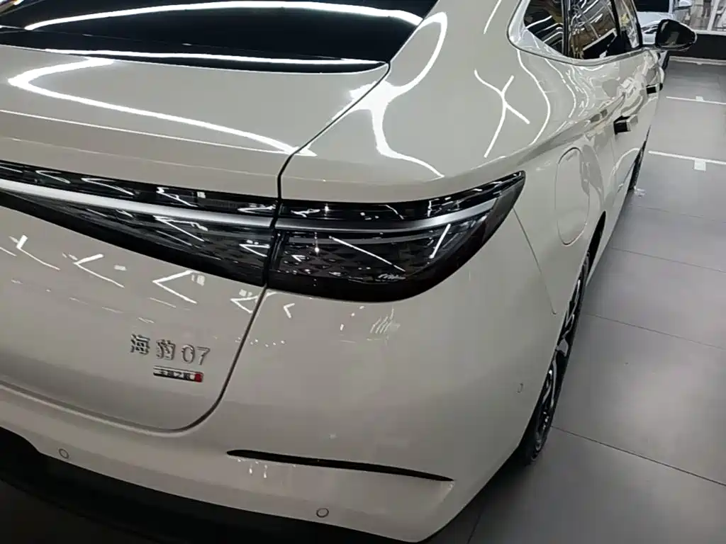 BYD Seal 07 DM-i — миниатюра 8