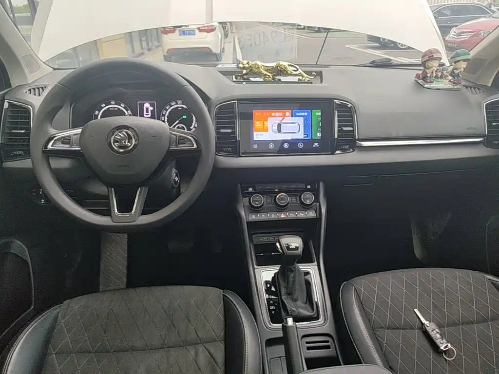 Skoda Karoq — миниатюра 10