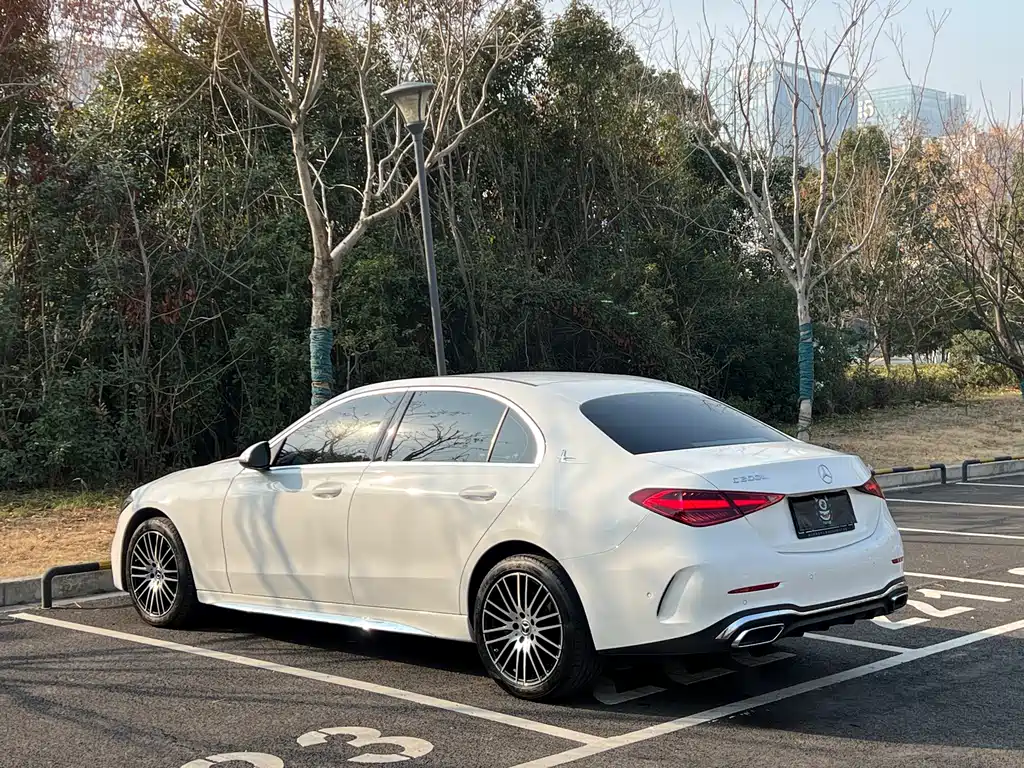 MERCEDES-BENZ C CLASS