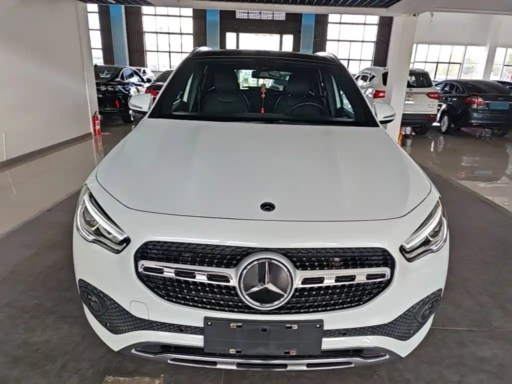 Mercedes-Benz GLA — миниатюра 3