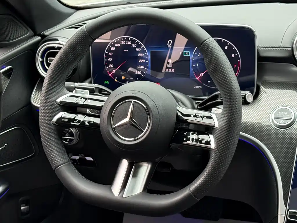 Mercedes-Benz C-Class — миниатюра 23