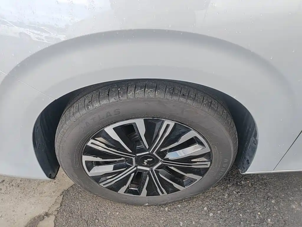 Wuling Xingguang 730 New Energy — миниатюра 23
