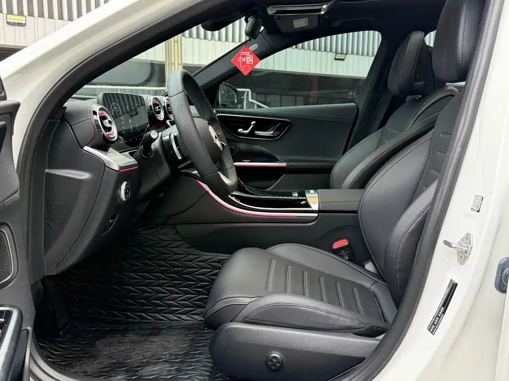 Mercedes-Benz C-Class — миниатюра 9