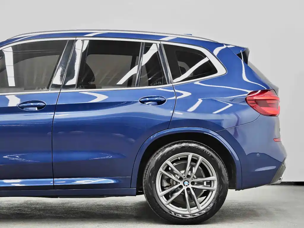 BMW X3 — миниатюра 17
