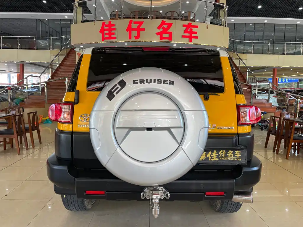 Toyota FJ Cruiser FJ 2019 4.0L AT