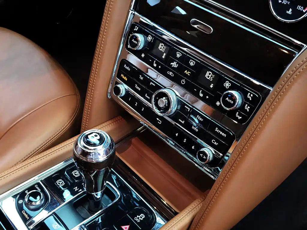 Bentley — фотографии объявления, Фото 21