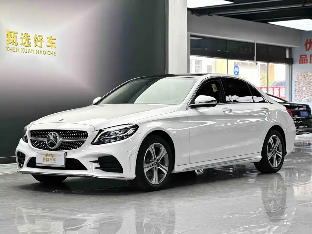 Mercedes-Benz C-Class 2021