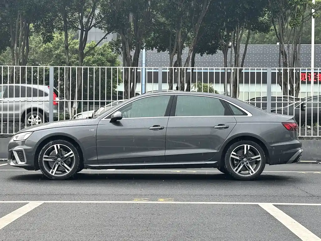Audi A4L 2020 40 TFSI Luxury