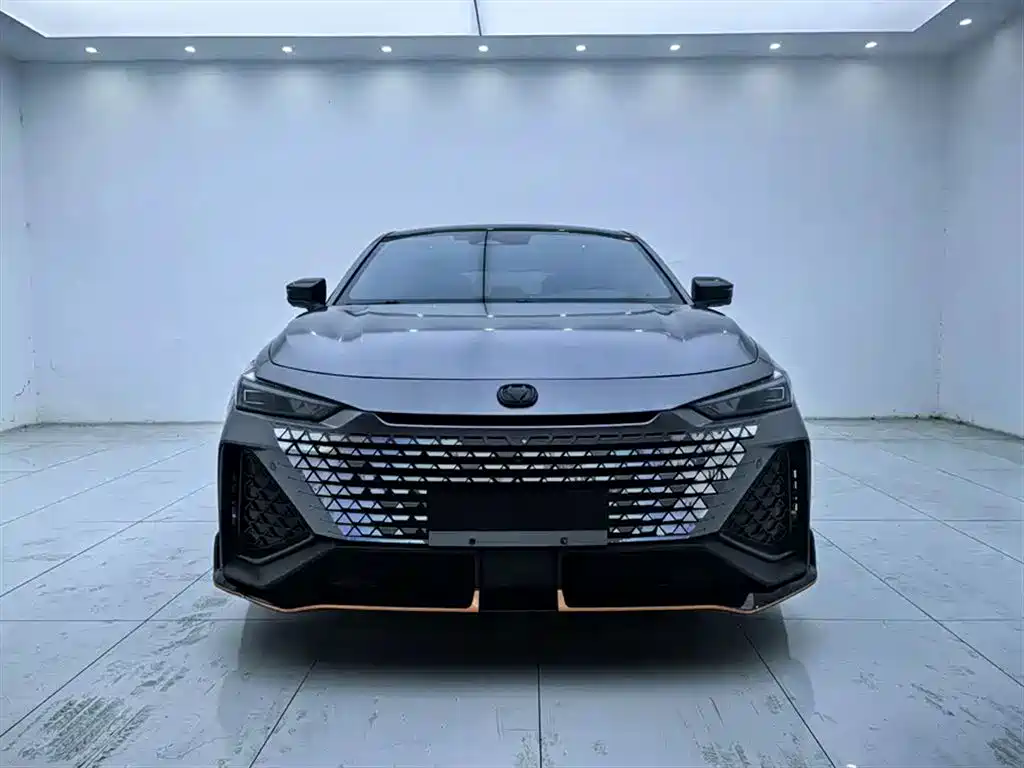 Changan UNI-V 2022 2.0T