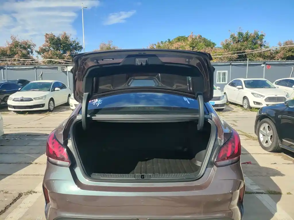 MG MG5 — миниатюра 19