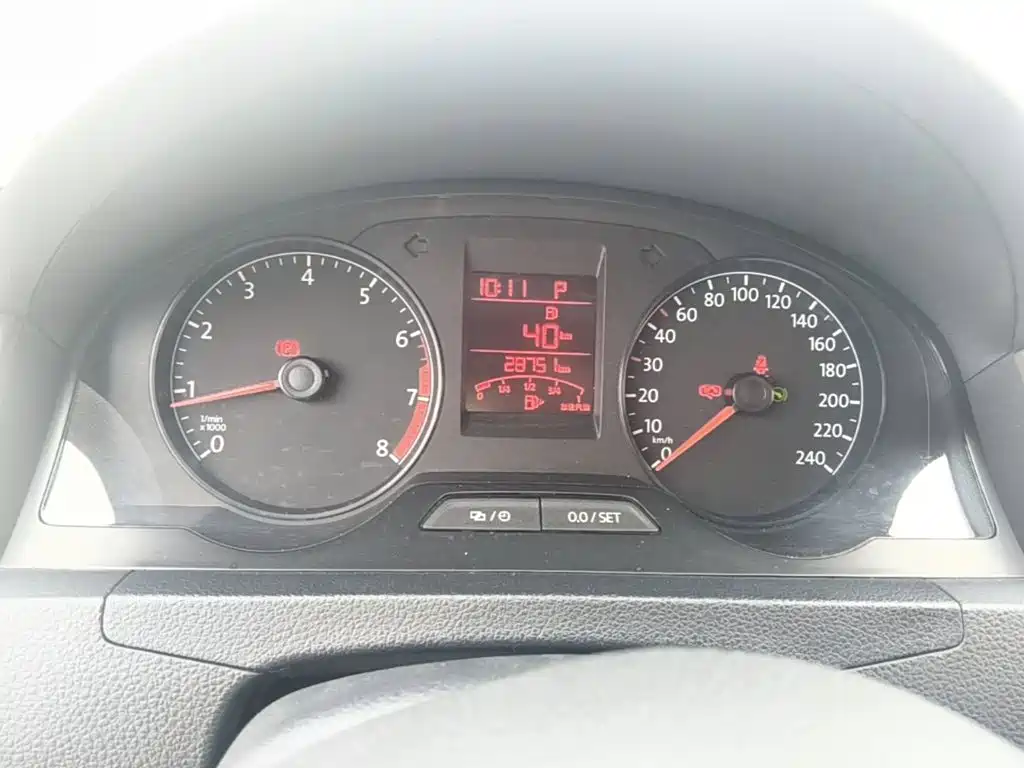 Volkswagen Santana — миниатюра 12