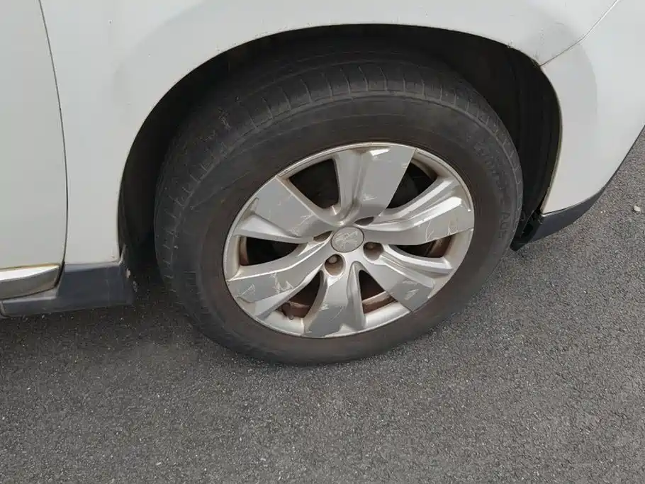 Peugeot 2008 — миниатюра 6