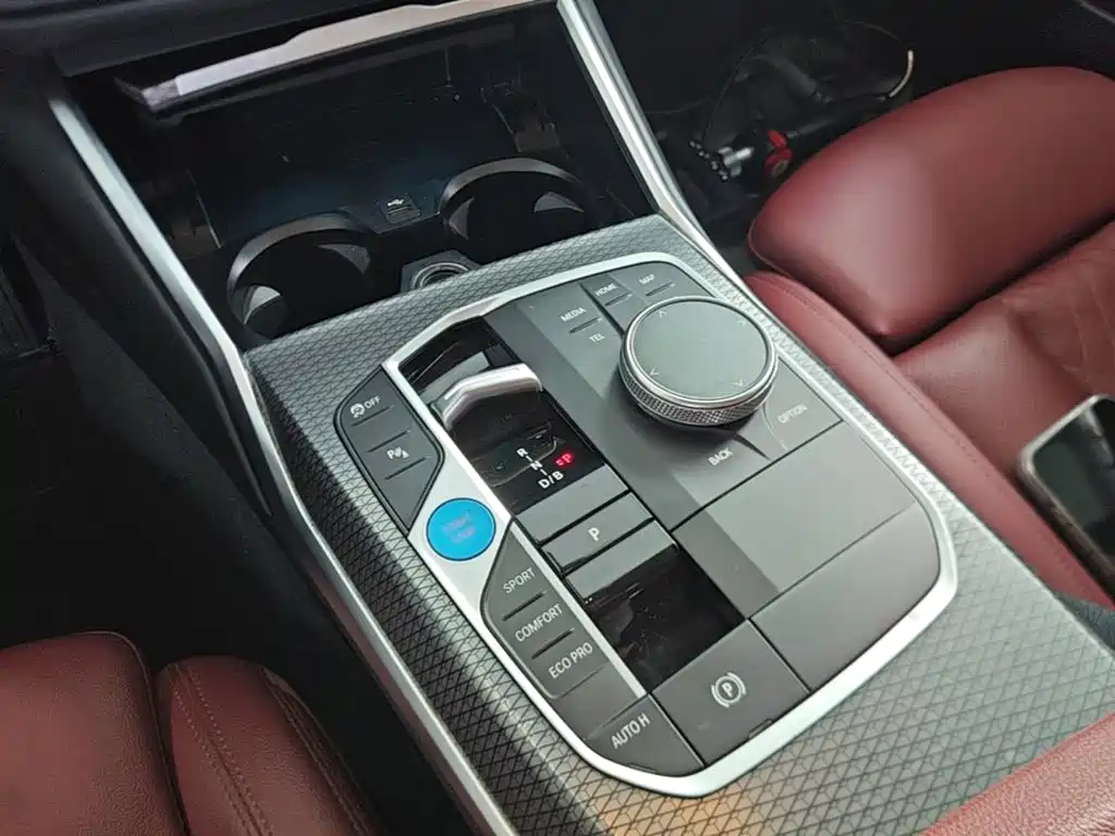 BMW i3 — миниатюра 14