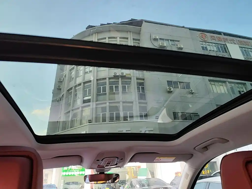 Audi Q5L — миниатюра 18