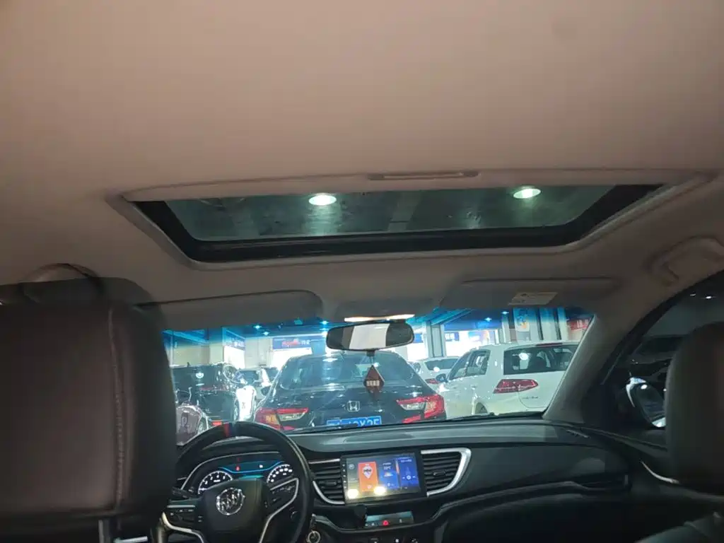 Buick Excelle — миниатюра 18