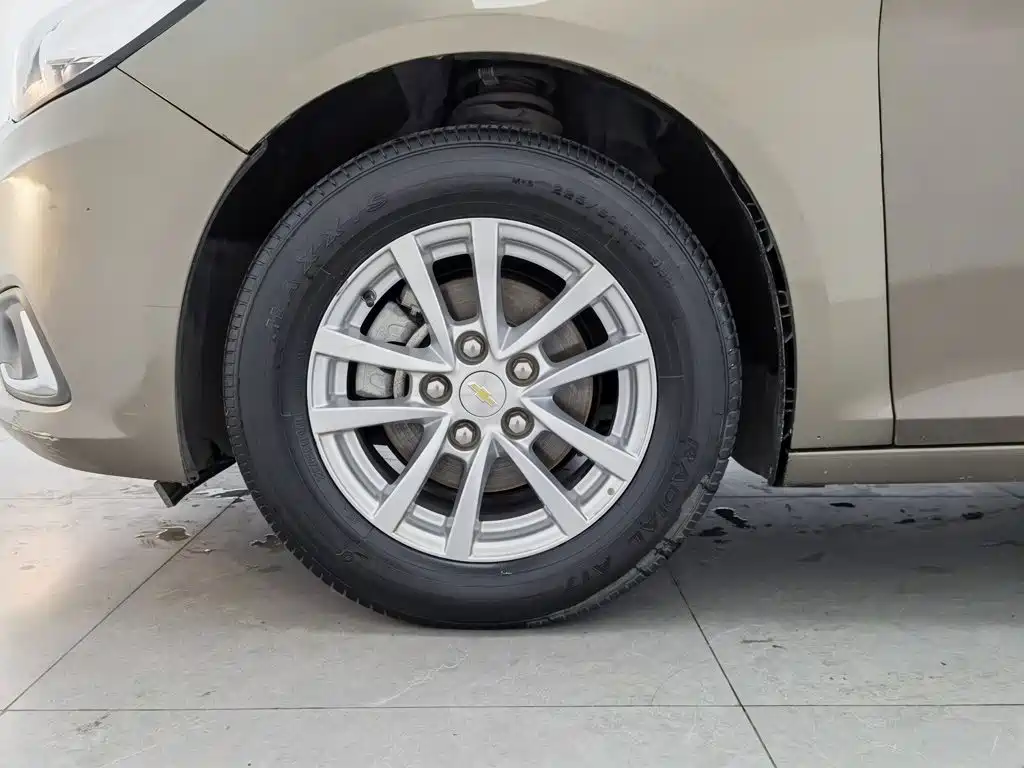 Chevrolet Malibu — миниатюра 17
