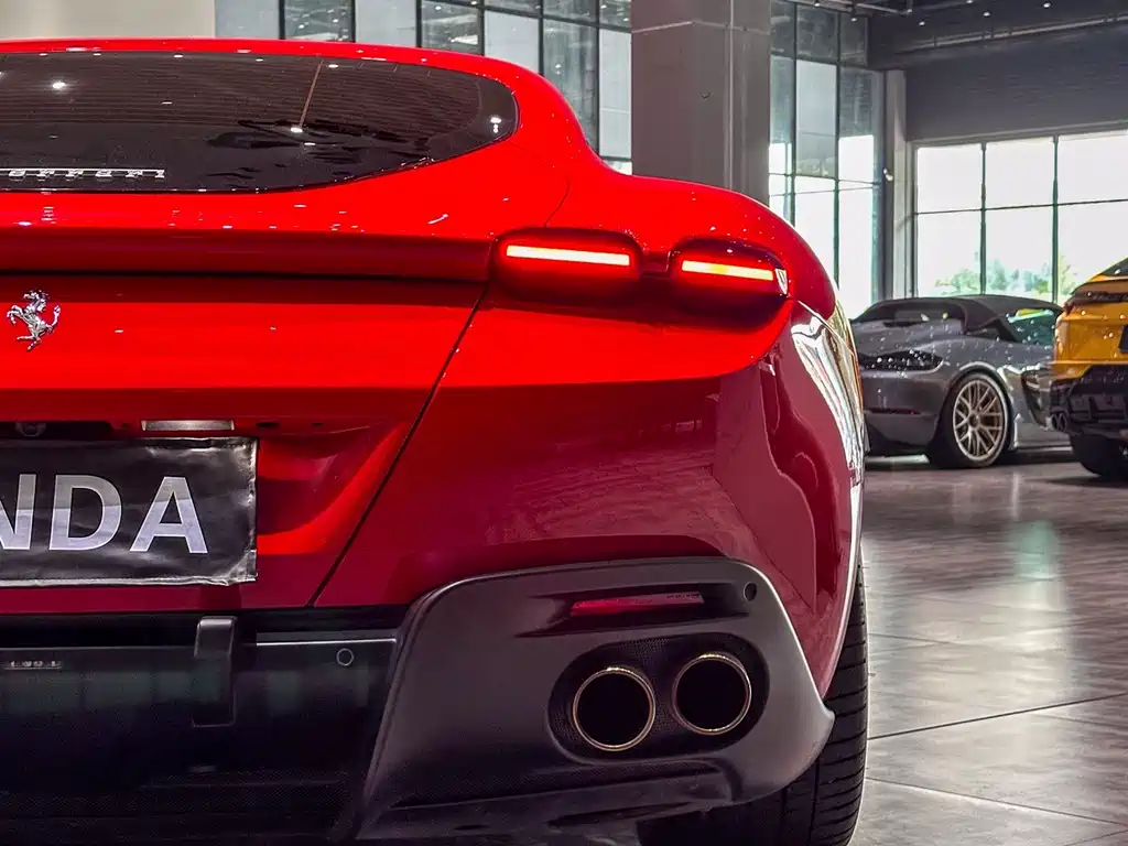 Ferrari Roma — миниатюра 8