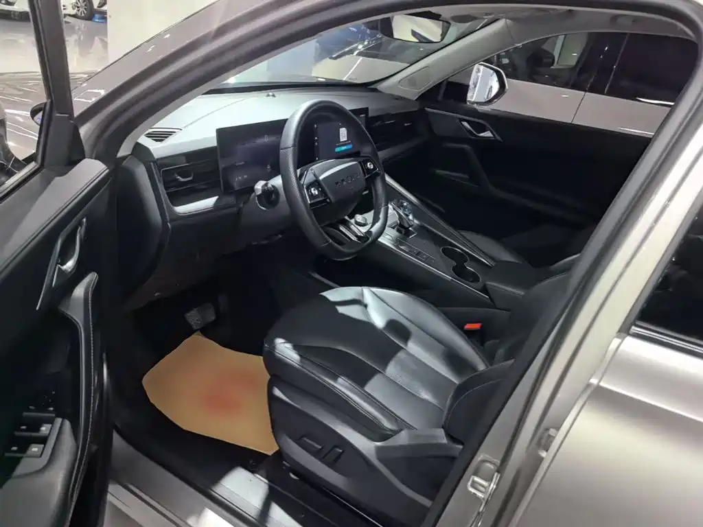 Roewe RX5 — миниатюра 16