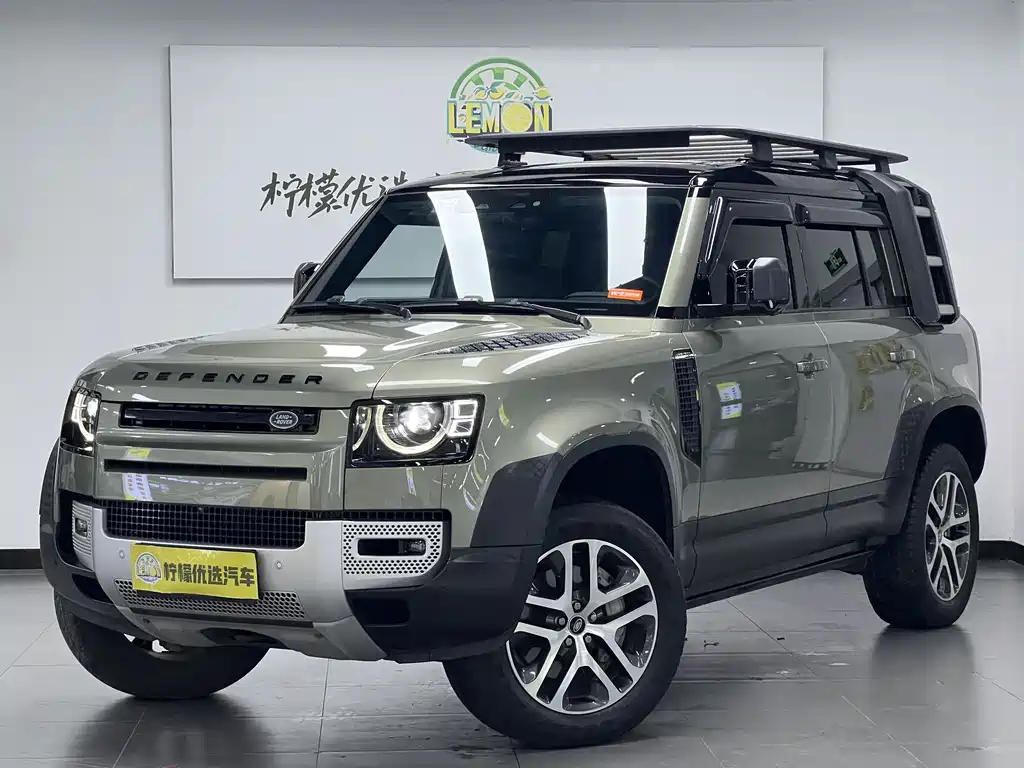 Land Rover Defender 2022