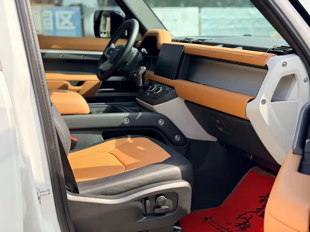 Land Rover Defender — миниатюра 16