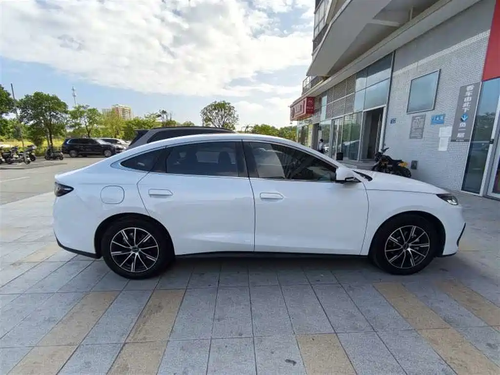 BYD Seal 06 — миниатюра 9