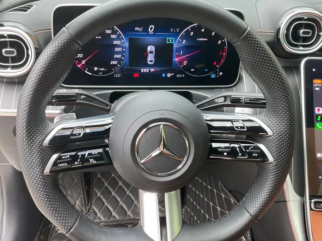 Mercedes-Benz C-Class — миниатюра 9