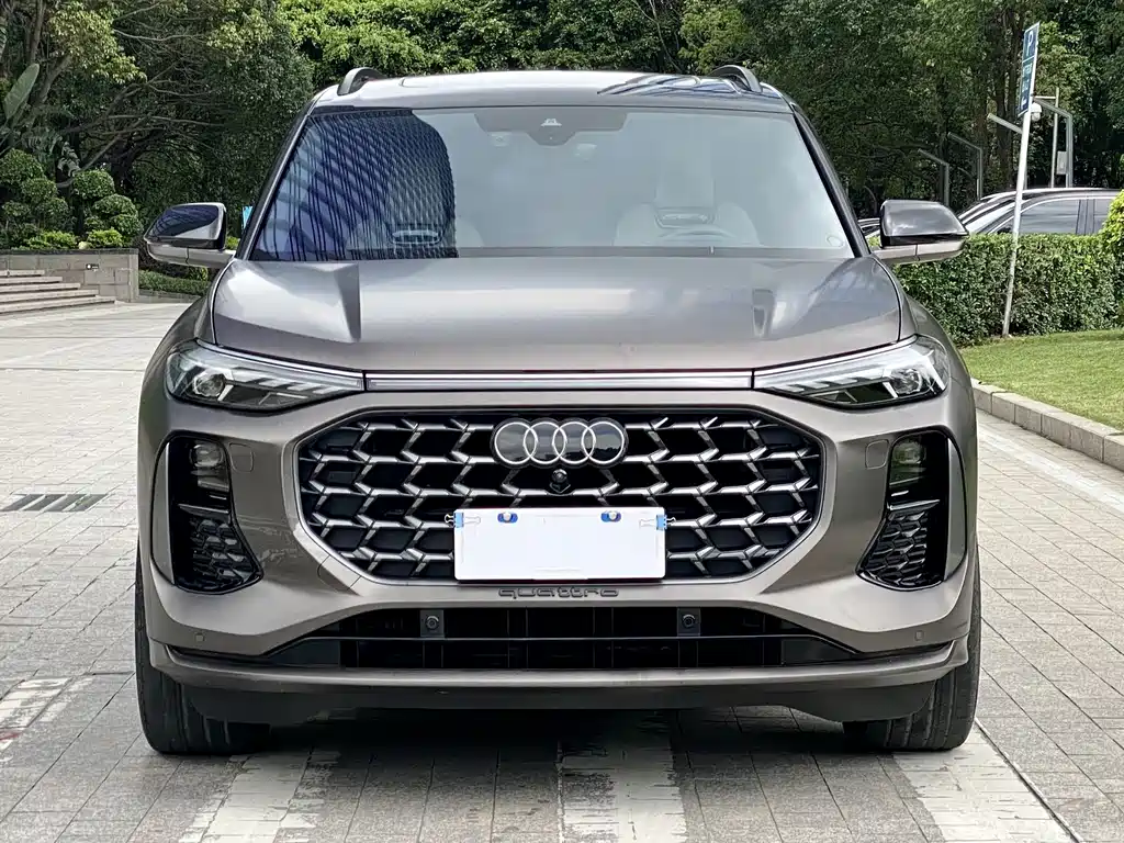 Audi Q6 2023 50 TFSI quattro edition one
