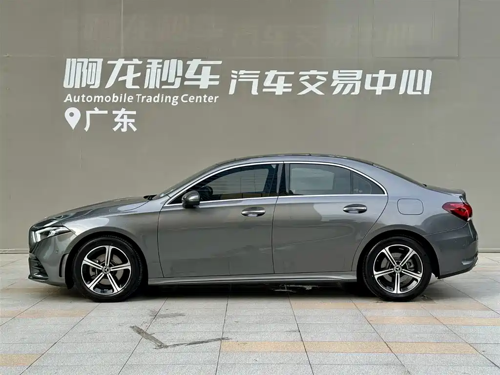 Mercedes-Benz A-Class A 2022 A 200 L Sport Fashion