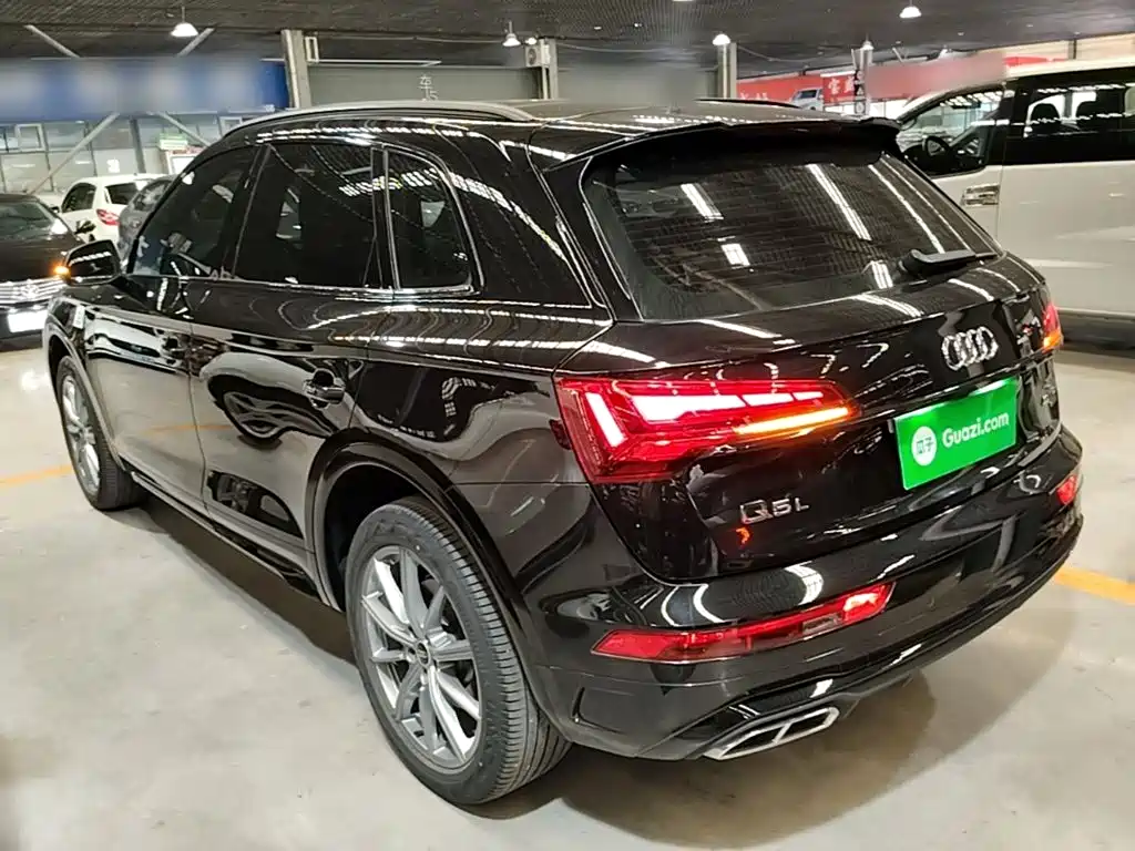 Audi Q5L — миниатюра 5