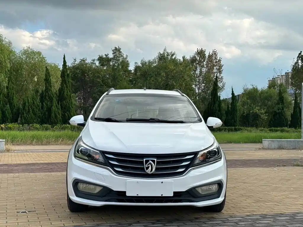 Baojun 310W — миниатюра 2