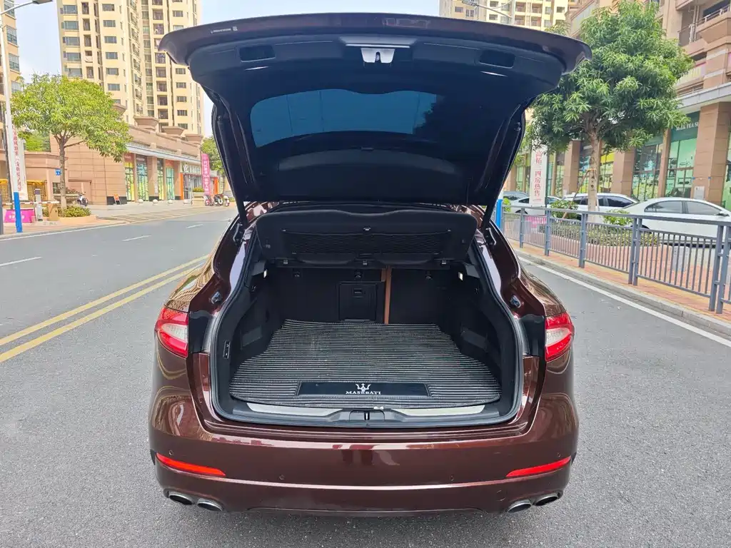 Maserati Levante — миниатюра 15