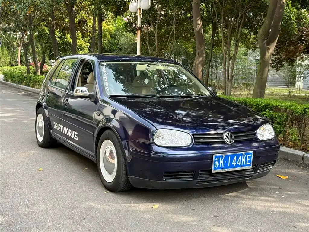 Volkswagen Golf 2004 1.6 AT Fashion