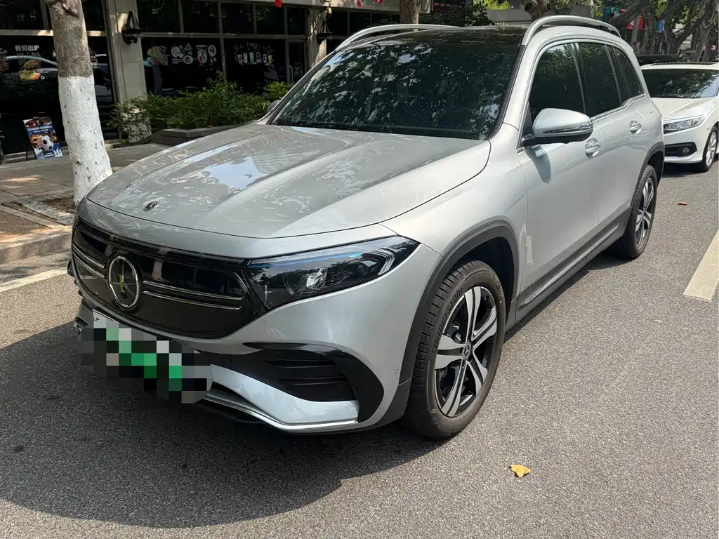 Mercedes-Benz EQB