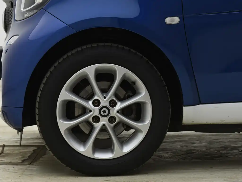 Smart fortwo 2018 1.0L 52 V
