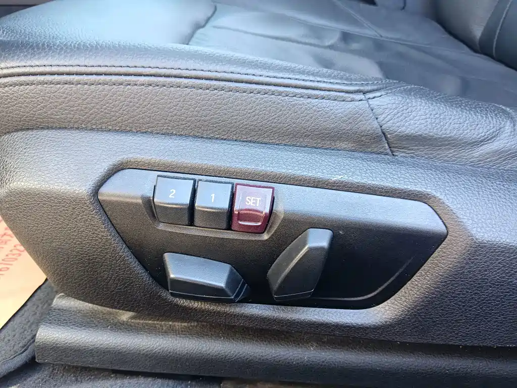 BMW 3 Series — миниатюра 13