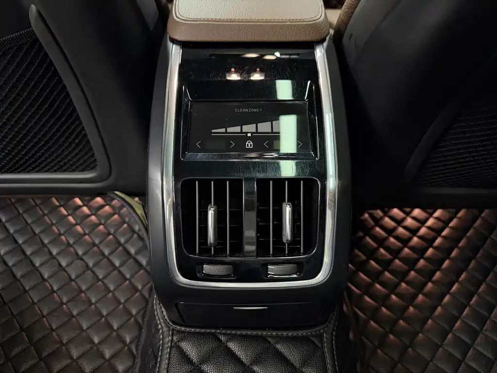 Volvo S90 — миниатюра 22