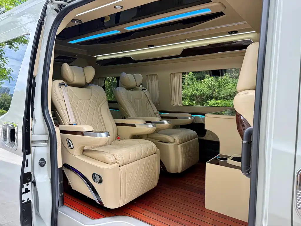 Toyota Hiace — миниатюра 6