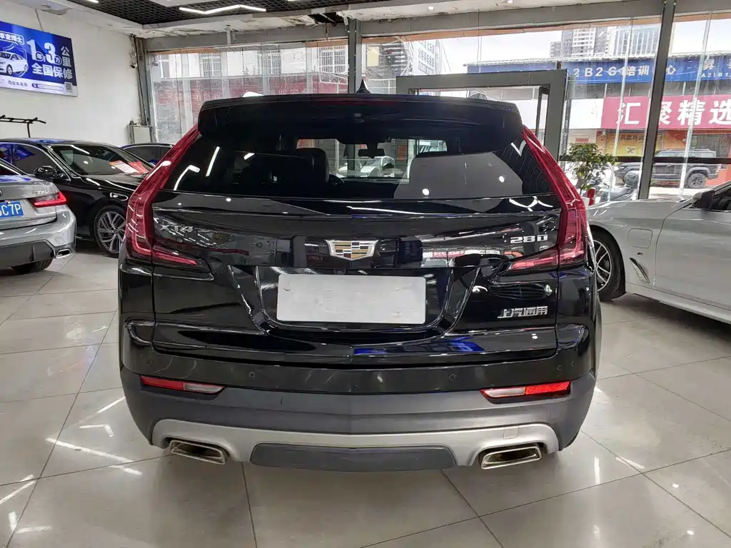 Cadillac XT4 — миниатюра 12