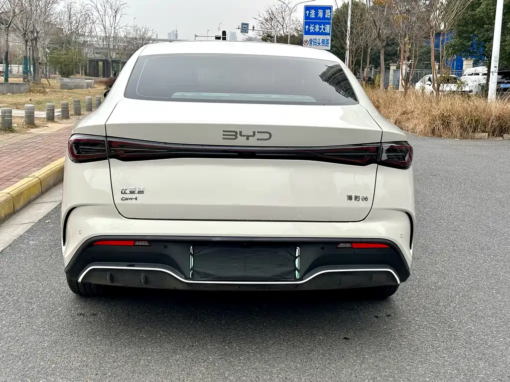 BYD SEAL 06 NEW ENERGY